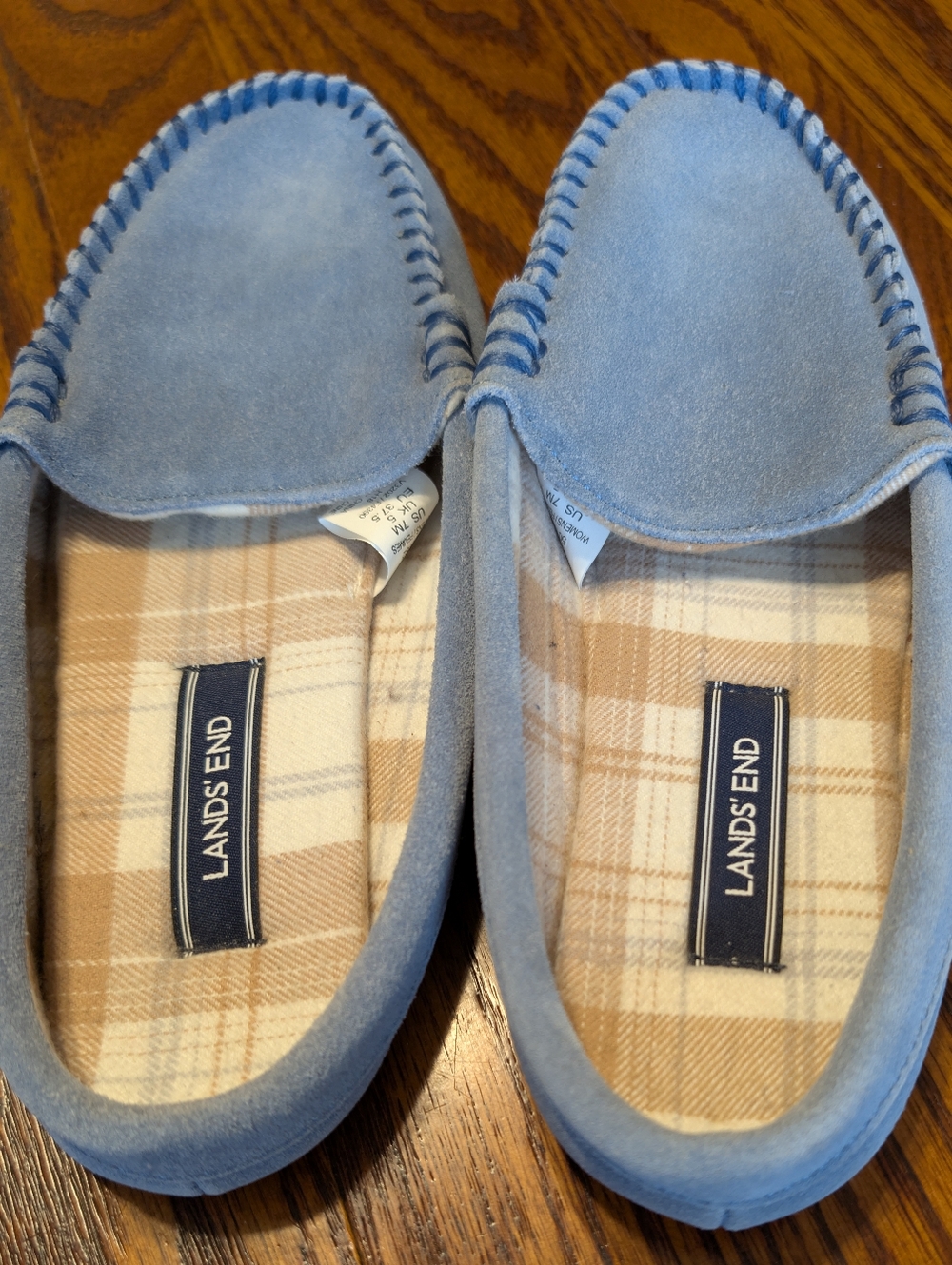 NWOT Lands' End Light Blue Sz7 Faux  Suede Moccasin Slippers